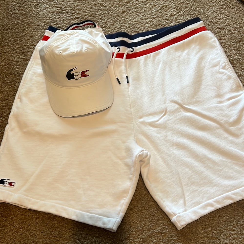Lacoste Hat & Short set